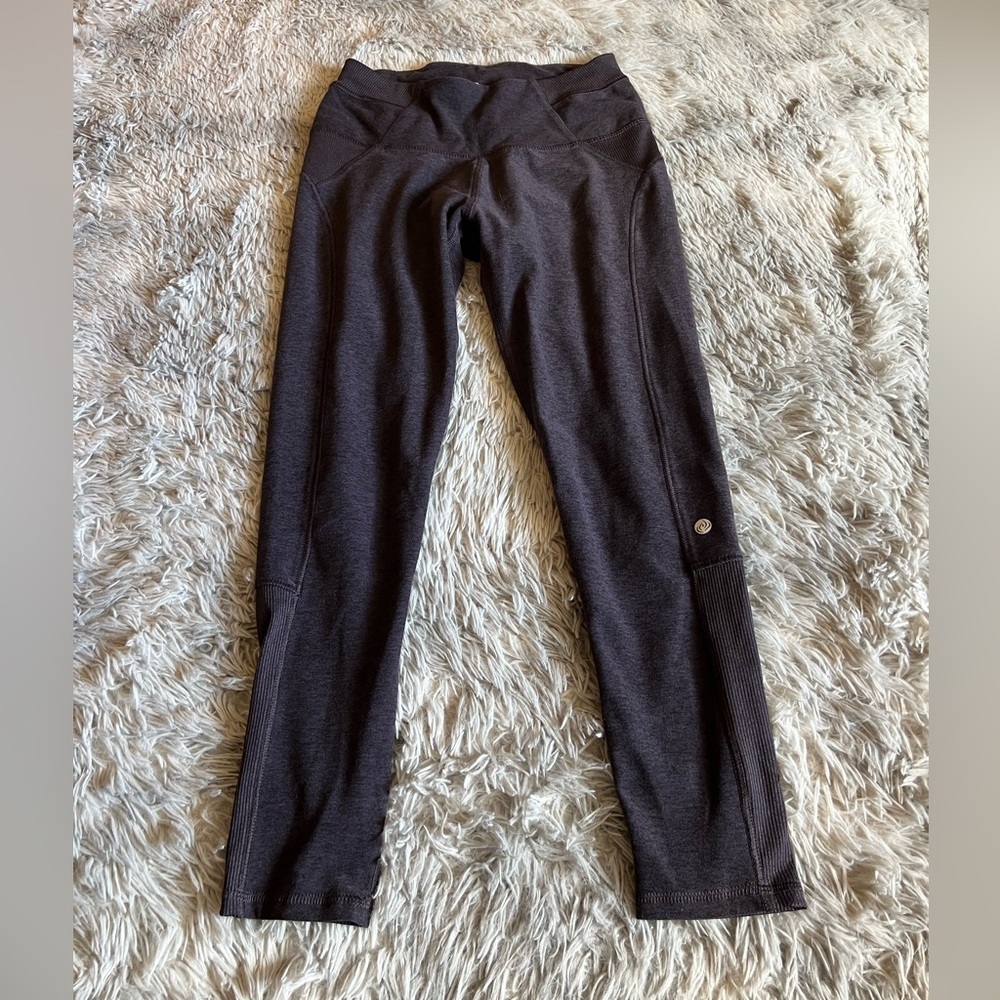 Apana like new purple workout leggings
